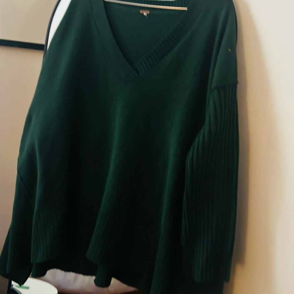 Free People
Orion V-Neck Long Sleeve A-
Line Tunic